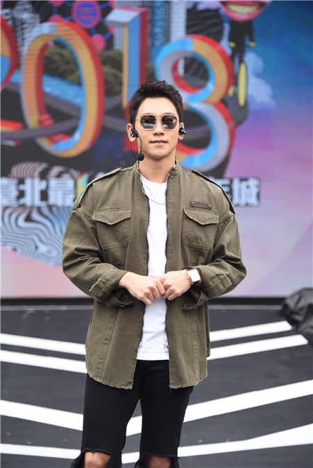 韩国男星RAIN台北跨年晚会彩排