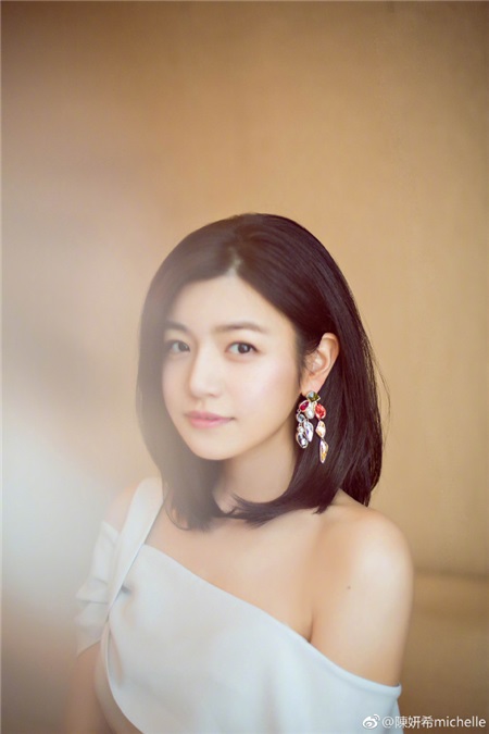 (康)出席发布会在即 女神脸恐却出状况