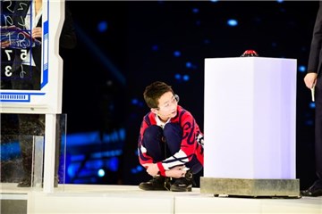 被对手速度吓到的胡宇轩