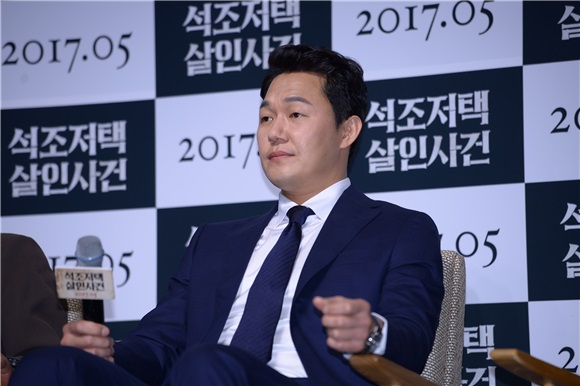 《石雕宅邸杀人事件》办发布会 高洙金柱赫等出席