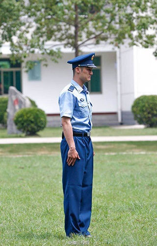 《真正男子汉》第二期今晚播出 蒋劲夫变身「蓝瘦香菇」