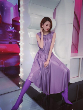 《明星实验室》再现女子组合,方龄李斯羽联手测评
