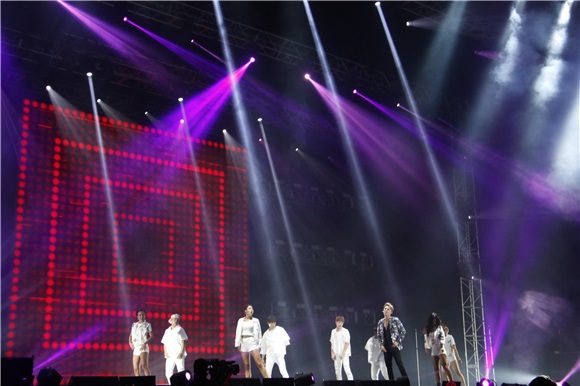 韩国男团JYJ成员金俊秀举行《XIA 5th Asia Tour Concert
