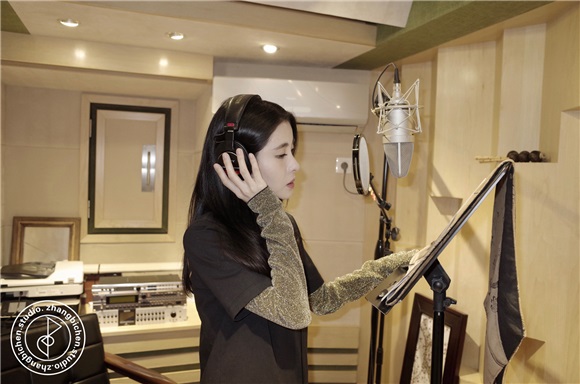 张碧晨献声新剧《烈火如歌》 人物主题曲《听雪》将上线