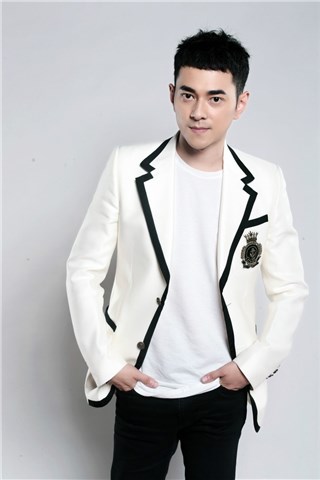 李晨nic《潮流OOTD》分享开店经  幽默“吐槽”多年搭档潘玮柏