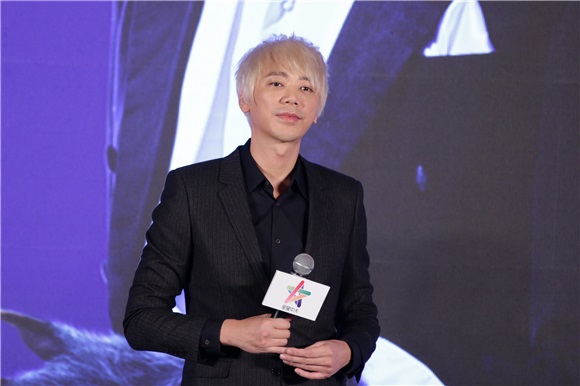 GentleMonster逆反生长 信巡回演唱「野性」来袭