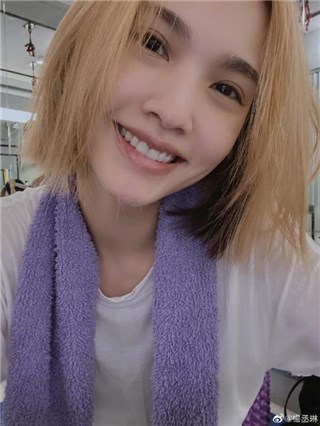 杨丞琳陷入EXO“KAI”跳舞魅力　迷妹脸太真实的让李荣浩”哭“