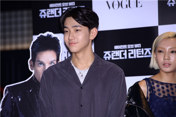 电影《超级名模2》举行VIP试映会 孙太英、Bada等出席