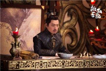 曲少石饰校尉