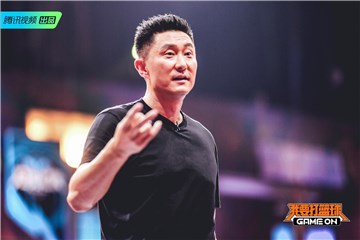 杜锋讲解战术