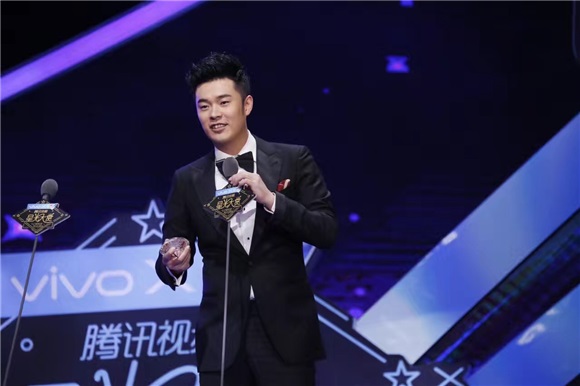 陈赫获综艺年度突破艺人大奖 坦言最想演好戏