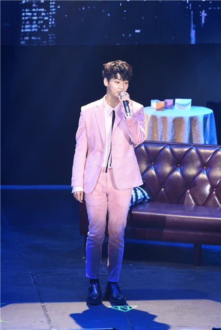 韩团VIXX队长N举办粉丝见面会