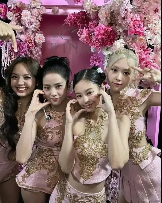 BLACKPINK 4人制存活不走散！YG回应：尚无定论