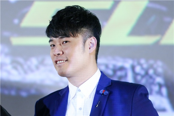 《超级快递》首映口碑炸裂 陈赫肖央被赞「用灵魂在搞笑」