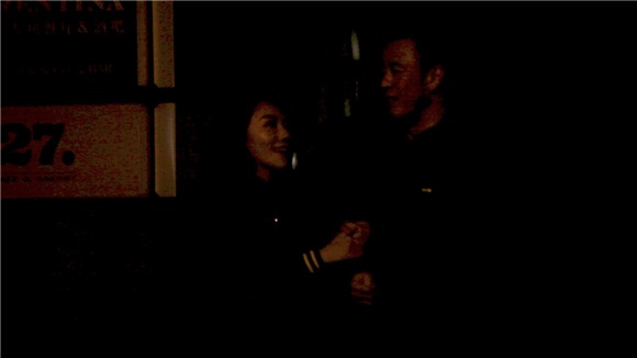 杨坤午夜幽会神秘美女遭拍 打破GAY传闻