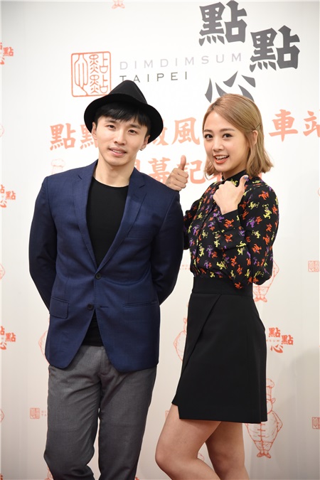 〈Yes 台北现场〉阿纬鬼鬼电话谈心 孕妻豆豆一旁监听不担心