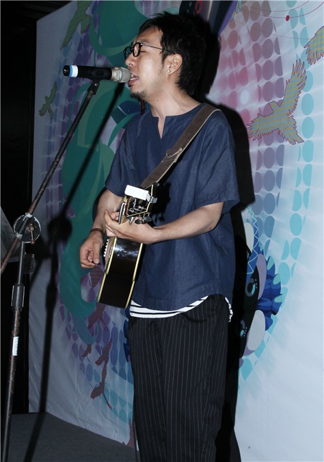 日本电子偶像初音未来金曲推手mikito p首来台热唱