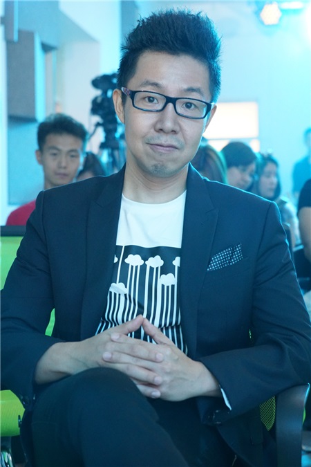 孙伯纶现身北京参加活动 曝与新东家结缘原因
