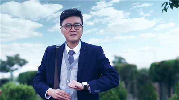 《致青春》迎毕业季 郭鹏含冤演技爆表