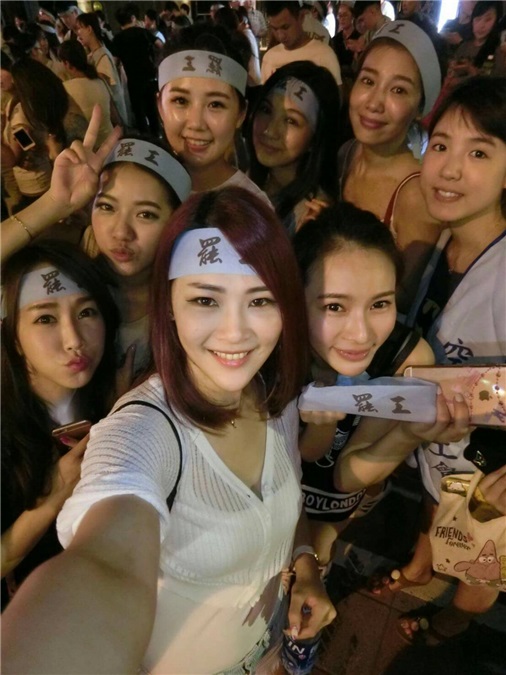 台湾最大的中华航空公司空服员