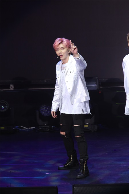 韩团MONSTA X 粉丝见面会