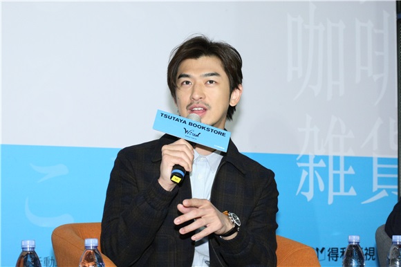 陈柏霖出席影视座谈会