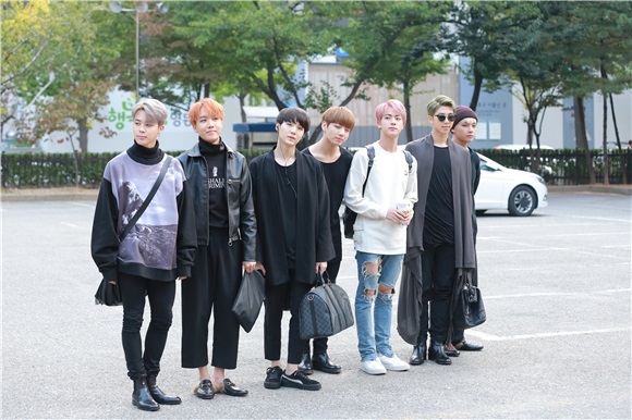 《音乐银行》INFINITE GOT7等大牌云集 防弹少年团强势出击