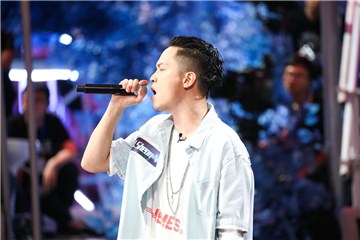 金曲奖新人J.Sheon气场强大