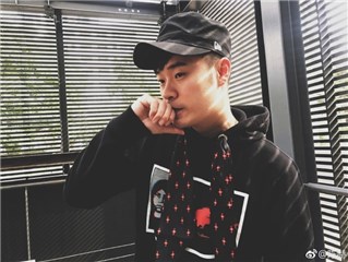 「记住我现在下颌的弧度」 陈赫暗示最後的帅照