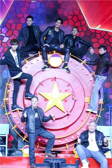 〈Yes 北京现场〉成龙带「业余玩家」开打 黄子韬王凯王大陆三十六计玩火车