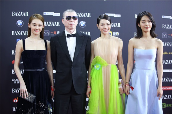 2017芭莎明星慈善夜在京盛大举行 数百位明星共用盛宴