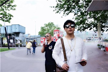街头暴走两兄弟