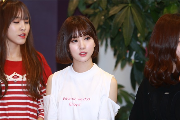 女团GFRIEND出席由台湾MTV综艺节目《我爱偶像》-playJ’s偶像周报