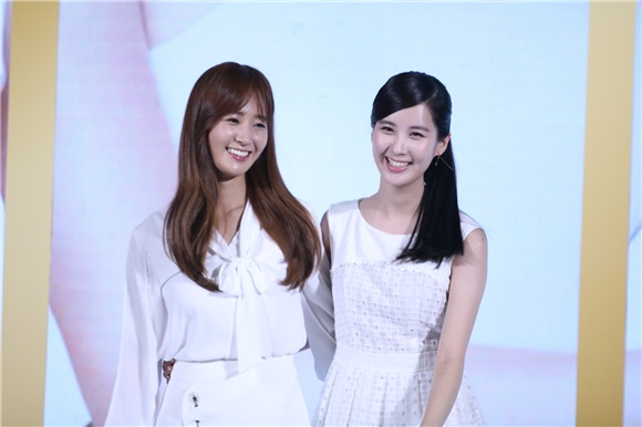 少女时代徐贤秀飘逸长发「撩汉子」 与权俞利默契姐妹装同台PK好戏