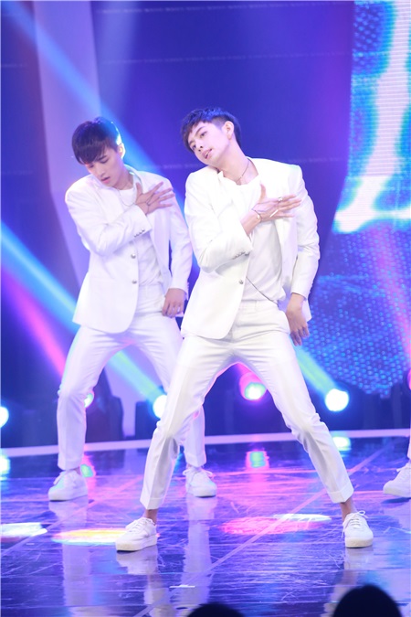 SBS音乐节目《THE SHOW》 SPICA、9MUSES A、I.O.I等带来精彩舞台