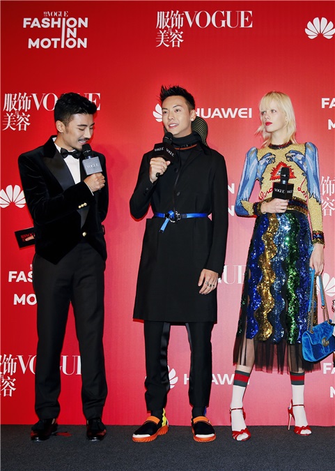 陈伟霆受邀出席《Vogue》庆祝派对 即兴表演引爆全场高潮