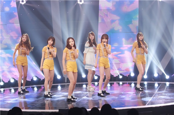 SBS音乐节目《THE SHOW》 SPICA、9MUSES A、I.O.I等带来精彩舞台