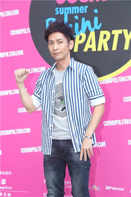 张智成、BOii、郭晓晓等出席柯梦波丹粉红泳池比基尼派对