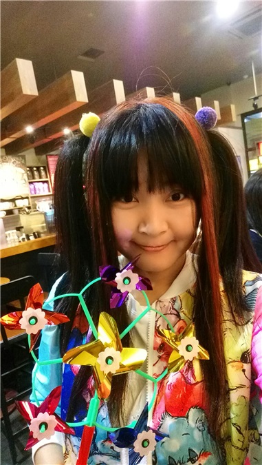 宋甜儿亮相央视时尚春晚 金佩珊张祖诚助阵华语音乐排行榜