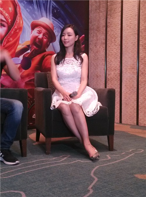 〈Yes广州现场〉导演潘安子与张静初出席动电影《快手枪手快枪手》媒体见面会