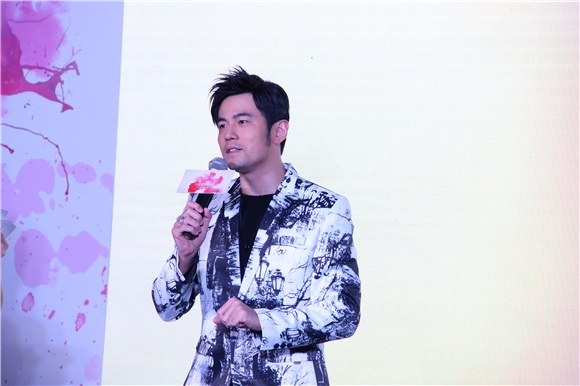 〈Yes上海现场〉周杰伦亮相《不能说的秘密》音乐剧已启动巡演 助力「叶湘伦」